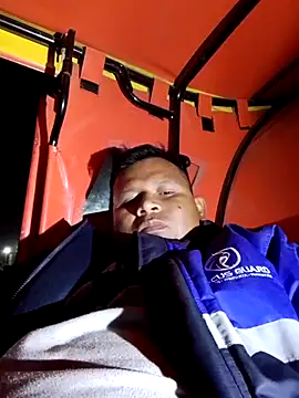 Snapshot of zeta29 chatting on November 5, 2025, 4:26 am zeta29 online show from November 5, 2025, 4:26 am