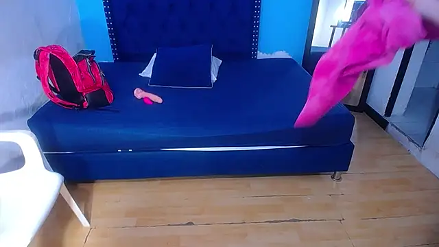 Snapshot of kinky_redhead18 chatting on November 4, 2025, 1:48 pm kinky redhead18 online show from November 4, 2025, 1:48 pm