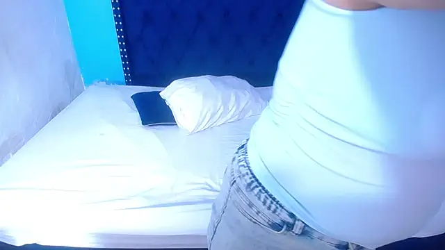 Snapshot of kinky_redhead18 chatting on November 7, 2025, 1:48 pm kinky redhead18 online show from November 7, 2025, 1:48 pm