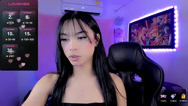 Snapshot of AndreaSweet_ chatting on November 15, 2025, 8:24 pm AndreaSweet online show from November 15, 2025, 8:24 pm