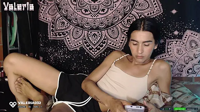 liissa 0 online show from September 13, 2025, 1:38 am