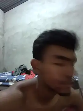 Snapshot of Reynold2608 chatting on December 28, 2024, 11:37 pm Reynold2608 online show from December 28, 2024, 11:37 pm