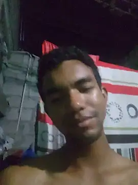 Snapshot of Reynold2608 chatting on June 17, 2026, 2:00 am Reynold2608 online show from June 17, 2026, 2:00 am