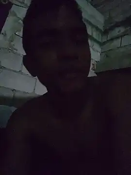 Snapshot of Reynold2608 chatting on May 27, 2026, 1:26 am Reynold2608 online show from May 27, 2026, 1:26 am