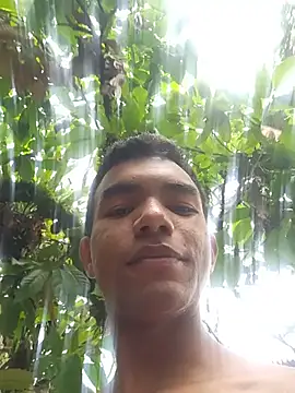 Snapshot of Reynold2608 chatting on May 23, 2026, 9:25 pm Reynold2608 online show from May 23, 2026, 9:25 pm
