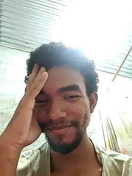 Reynold2608 online show from February 16, 2026, 7:45 pm