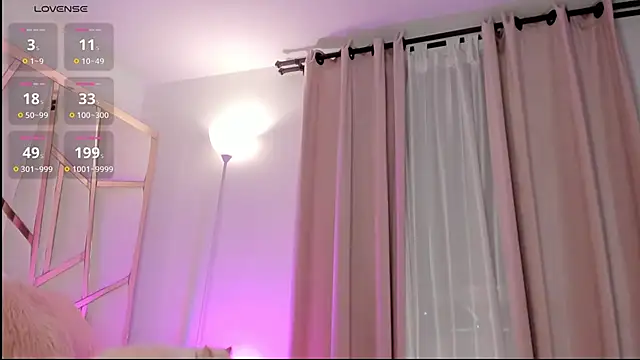 Snapshot of susan_powell chatting on September 25, 2025, 1:11 am susan powell online show from September 25, 2025, 1:11 am