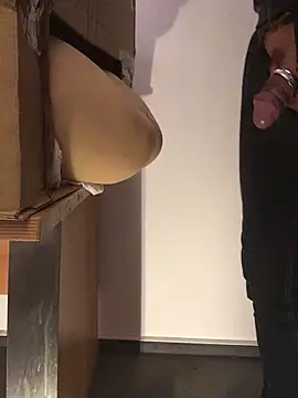 Snapshot of Inseminator69 chatting on March 22, 2025, 1:30 pm Inseminator69 online show from March 22, 2025, 1:30 pm