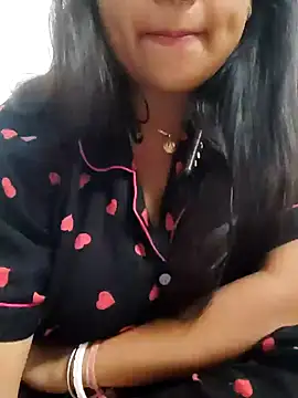 Snapshot of Priya_2222 chatting on February 9, 2025, 6:05 pm Priya 2222 online show from February 9, 2025, 6:05 pm