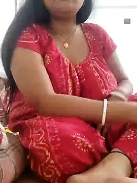 Snapshot of Priya_2222 chatting on February 5, 2025, 6:04 pm Priya 2222 online show from February 5, 2025, 6:04 pm