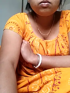 Snapshot of Priya_2222 chatting on March 6, 2025, 6:41 am Priya 2222 online show from March 6, 2025, 6:41 am