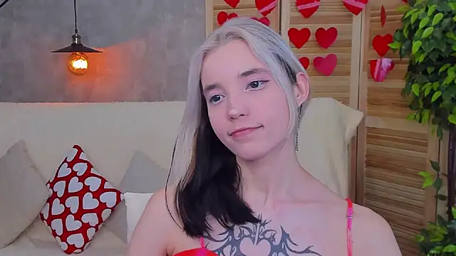 Snapshot of as1an_girlfriend chatting on February 16, 2025, 7:15 am as1an girlfriend online show from February 16, 2025, 7:15 am