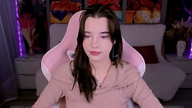 as1an girlfriend online show from February 4, 2026, 7:03 am