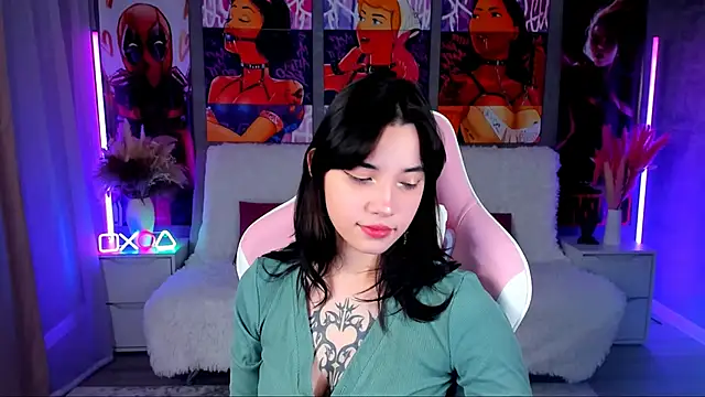 as1an girlfriend online show from December 1, 2025, 12:39 pm