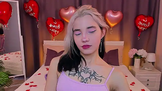 Snapshot of as1an_girlfriend chatting on February 18, 2025, 10:05 am as1an girlfriend online show from February 18, 2025, 10:05 am