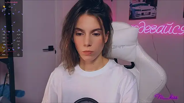 Snapshot of _ni_kiss chatting on September 21, 2025, 8:47 pm ni kiss online show from September 21, 2025, 8:47 pm