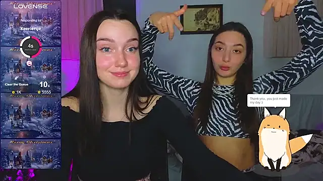 Snapshot of Wild_Sophie_ chatting on December 28, 2024, 5:46 pm Wild Sophie online show from December 28, 2024, 5:46 pm