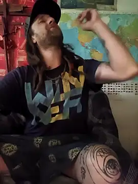 Ozomitro online show from April 6, 2026, 5:14 pm