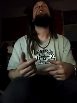 Snapshot of Ozomitro chatting on February 24, 2026, 10:10 pm Ozomitro online show from February 24, 2026, 10:10 pm