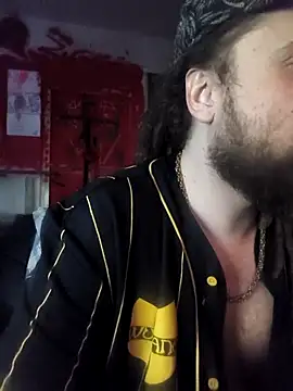 Snapshot of Ozomitro chatting on January 7, 2026, 6:51 am Ozomitro online show from January 7, 2026, 6:51 am