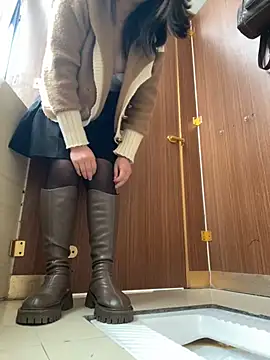 Xixi-Gala online show from March 23, 2025, 4:27 am