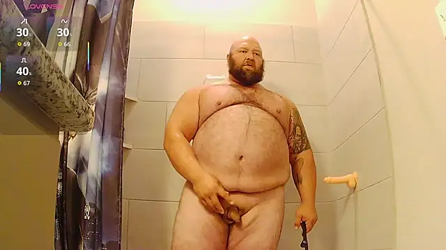 Snapshot of Strong_Bear89 chatting on June 5, 2026, 3:44 am Strong Bear89 online show from June 5, 2026, 3:44 am