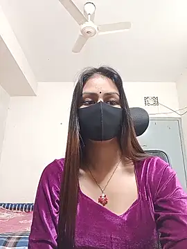 Snapshot of Tisha-01 chatting on May 19, 2026, 3:02 am Tisha-01 online show from May 19, 2026, 3:02 am