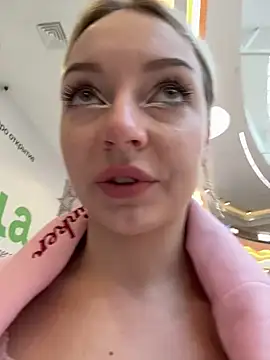 Snapshot of melissa_grr chatting on February 6, 2026, 12:12 pm melissa grr online show from February 6, 2026, 12:12 pm