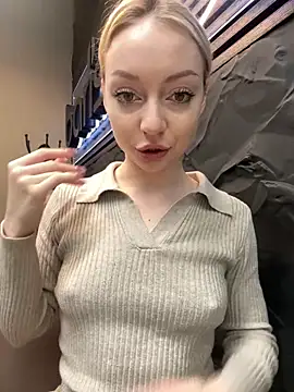 Snapshot of melissa_grr chatting on December 21, 2025, 1:13 pm melissa grr online show from December 21, 2025, 1:13 pm