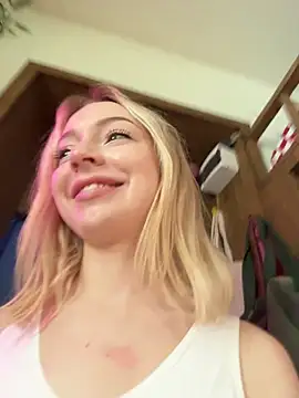 Snapshot of melissa_grr chatting on February 16, 2026, 1:54 pm melissa grr online show from February 16, 2026, 1:54 pm