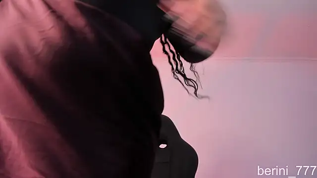 AmberiniHoffman online show from February 25, 2026, 12:05 pm