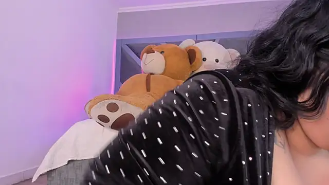 AmberiniHoffman online show from October 11, 2025, 11:55 am