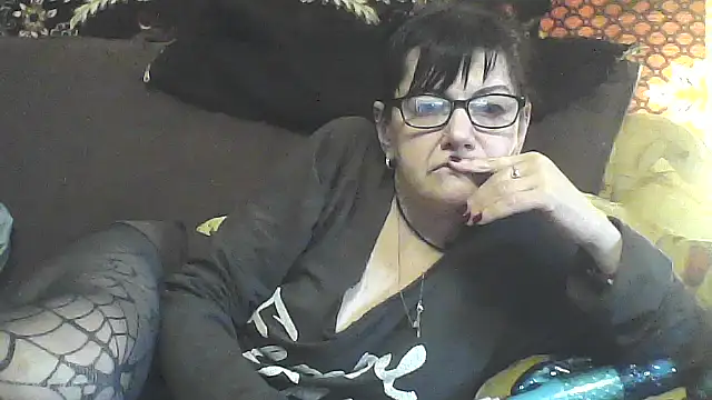 Snapshot of AlanaLaDream chatting on March 13, 2026, 2:22 pm AlanaLaDream online show from March 13, 2026, 2:22 pm