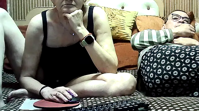 Snapshot of AlanaLaDream chatting on July 29, 2026, 6:40 pm AlanaLaDream online show from July 29, 2026, 6:40 pm