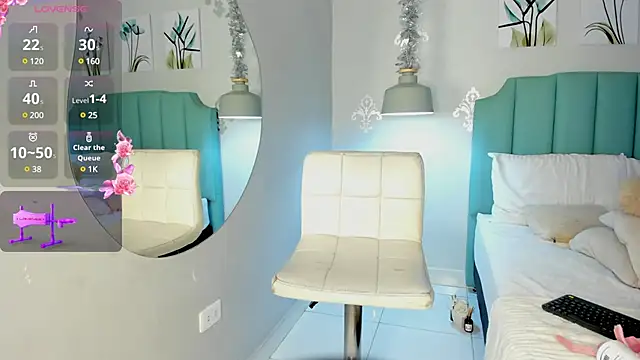 Snapshot of Khenta_Michells chatting on March 11, 2025, 1:45 pm Khenta Michells online show from March 11, 2025, 1:45 pm