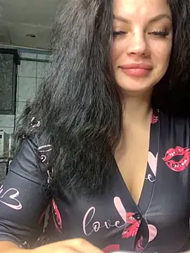 Snapshot of Sweeeeet_Candy chatting on November 13, 2025, 4:05 am Sweeeeet Candy online show from November 13, 2025, 4:05 am