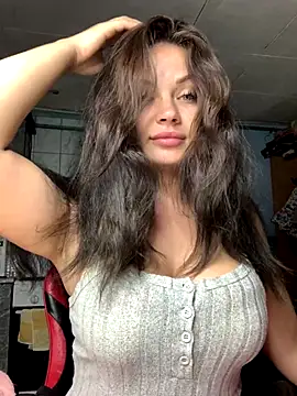 Snapshot of Sweeeeet_Candy chatting on October 25, 2025, 2:22 am Sweeeeet Candy online show from October 25, 2025, 2:22 am