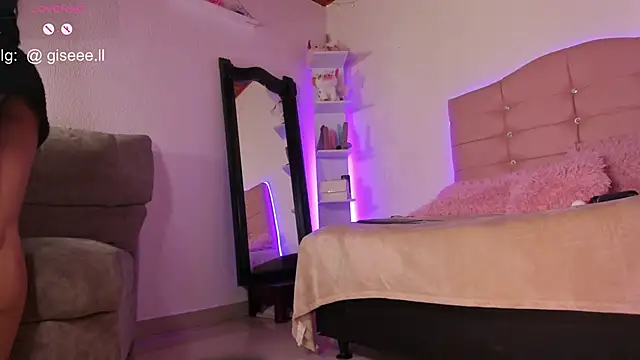 Gisell s online show from October 3, 2025, 8:32 pm