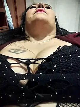 sara pineros online show from December 14, 2025, 8:36 pm