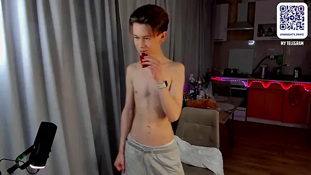 Snapshot of AndrewwCarter2 chatting on February 15, 2025, 6:23 pm AndrewwCarter2 online show from February 15, 2025, 6:23 pm