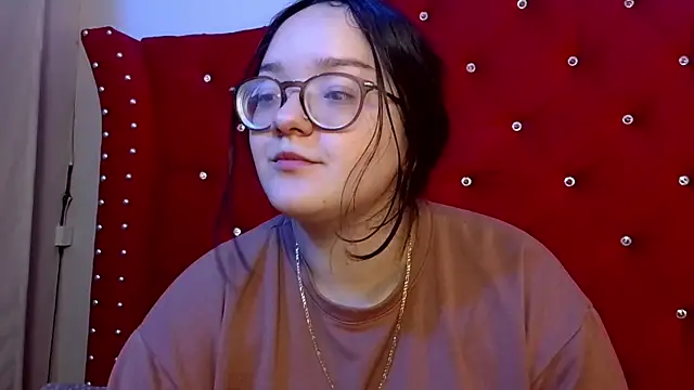 Snapshot of charlotte1-ls chatting on November 24, 2025, 9:48 pm charlotte1-ls online show from November 24, 2025, 9:48 pm