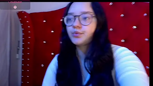 Snapshot of charlotte1-ls chatting on December 14, 2025, 10:04 pm charlotte1-ls online show from December 14, 2025, 10:04 pm