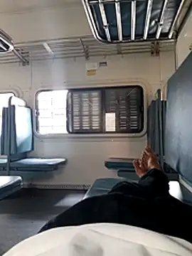 Snapshot of 1010SumiT chatting on October 27, 2025, 6:36 am 1010SumiT online show from October 27, 2025, 6:36 am