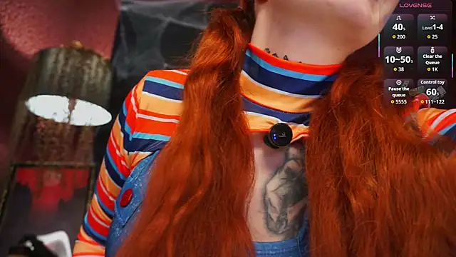 poisonivy  online show from October 29, 2025, 5:50 am