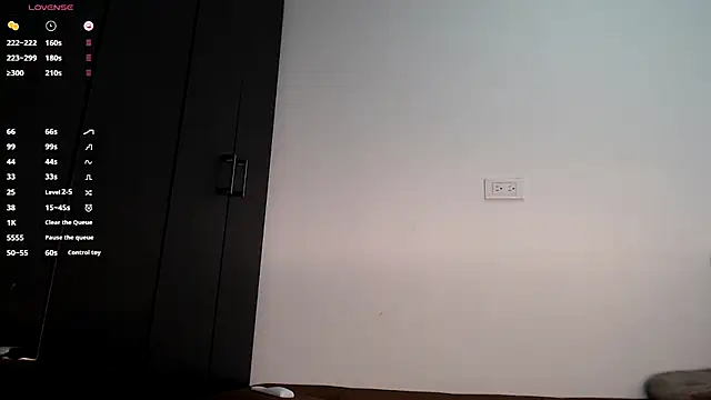 gigilovedback online show from November 26, 2025, 10:54 pm