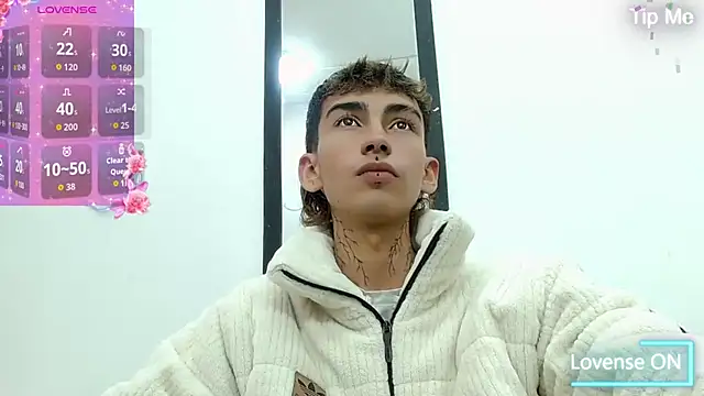 ttimy x boy online show from September 18, 2025, 7:17 pm