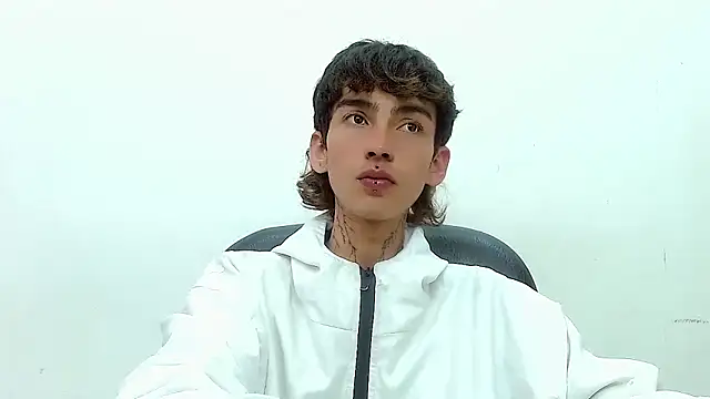 ttimy x boy online show from November 24, 2025, 3:39 am