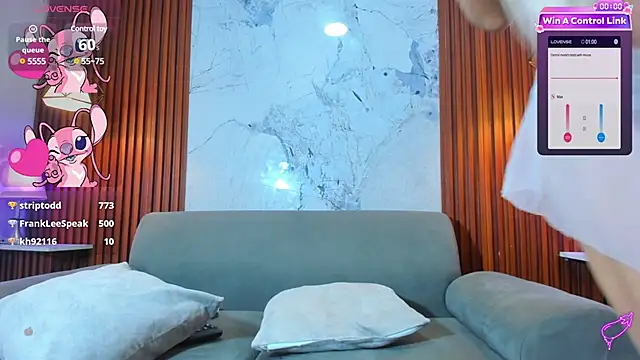 Snapshot of ariann_bk chatting on March 5, 2025, 6:56 pm ariann bk online show from March 5, 2025, 6:56 pm