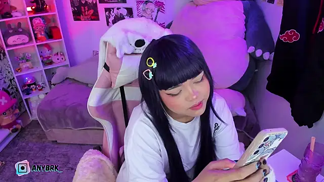 Snapshot of anyburkee chatting on October 9, 2025, 1:17 am anyburkee online show from October 9, 2025, 1:17 am