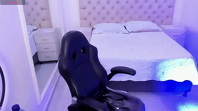 Snapshot of JackBlanco_ chatting on November 28, 2025, 8:53 pm JackBlanco online show from November 28, 2025, 8:53 pm